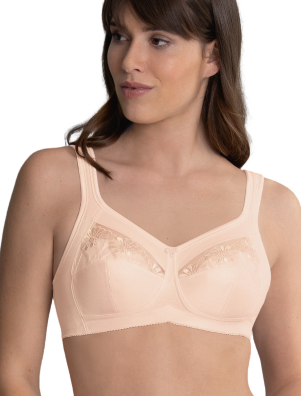 Anita Safina Wireless Post Operative bra, Biscuit | Anita Post Operative Bra